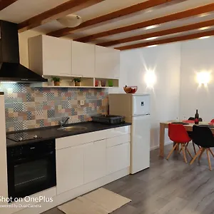  Apartment Karma